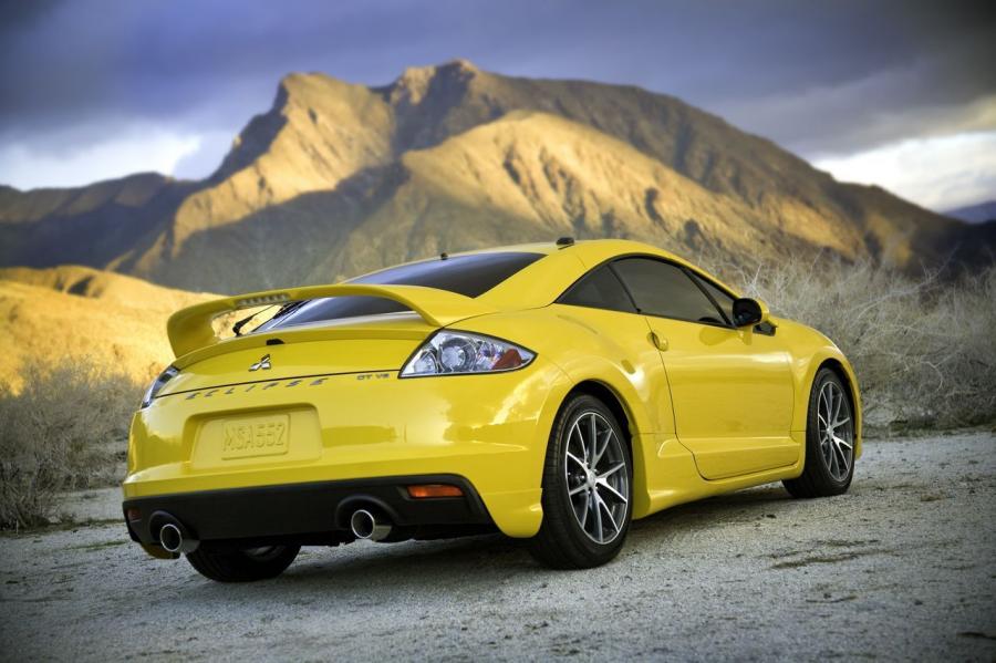  Mitsubishi Eclipse 2009 года  (фото 6 из 205)